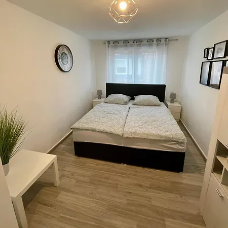 Fuer 4 Personen Nahe Frankfurt Wlan Kueche