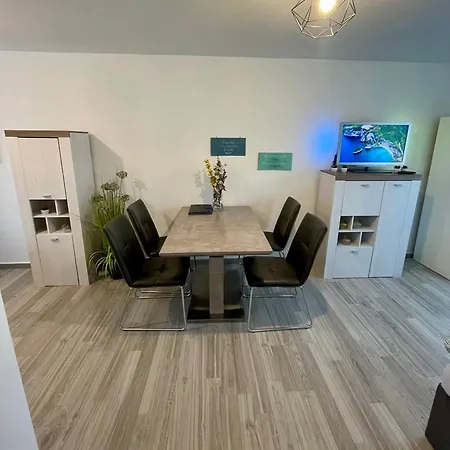 Fuer 4 Personen Nahe Frankfurt Wlan Kueche Оффенбах