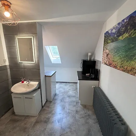 Fuer 4 Personen Nahe Frankfurt Wlan Kueche * Offenbach am Main